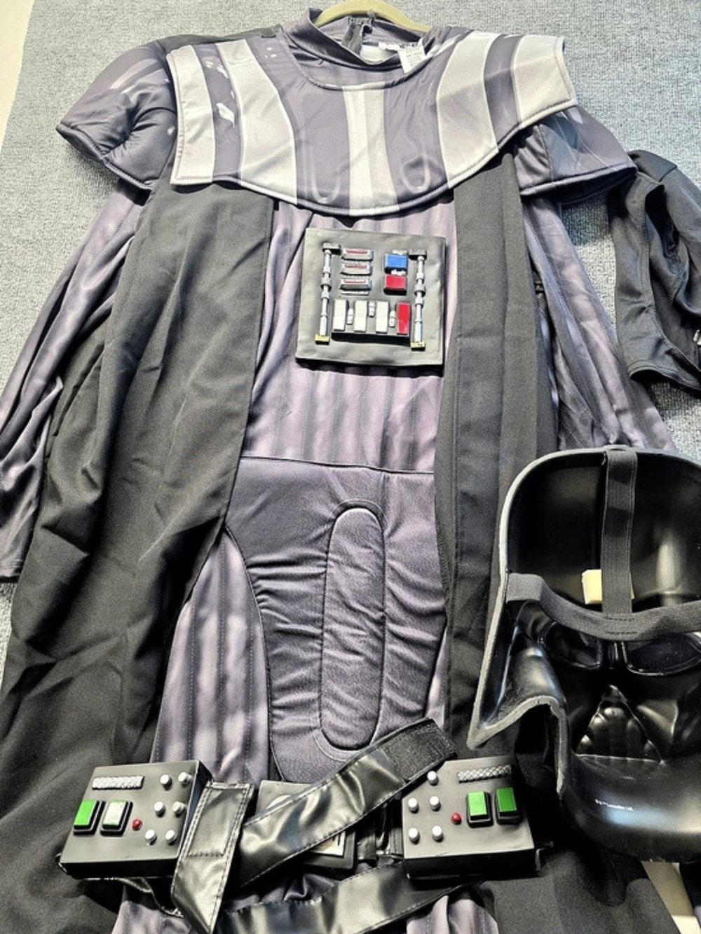 Star Wars Darth Vader Deluxe Adult Costume Men 2X Plus Complete Mask Cape Gloves